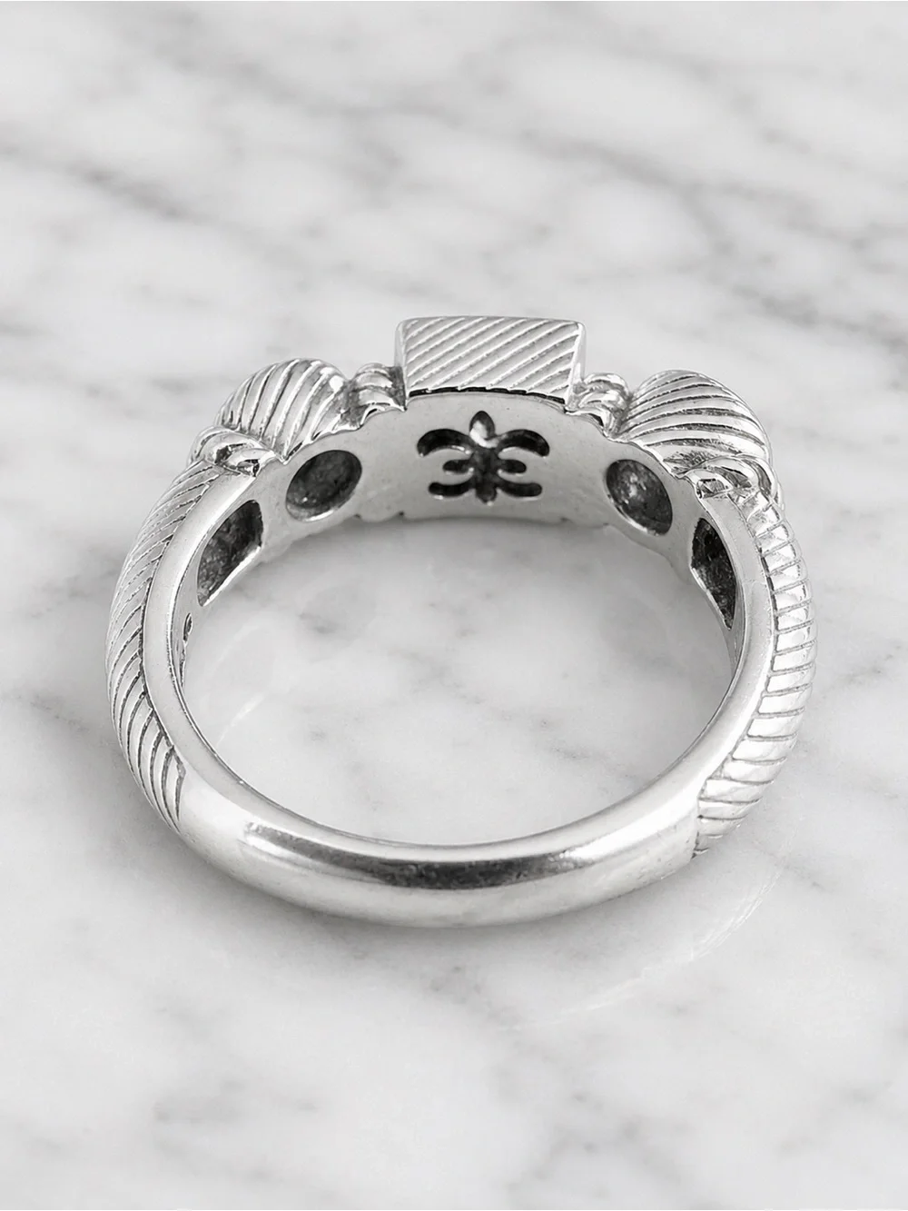 Judith Ripka 925 Sterling Silver Princess Cut CZ Ring Size 7 Designer